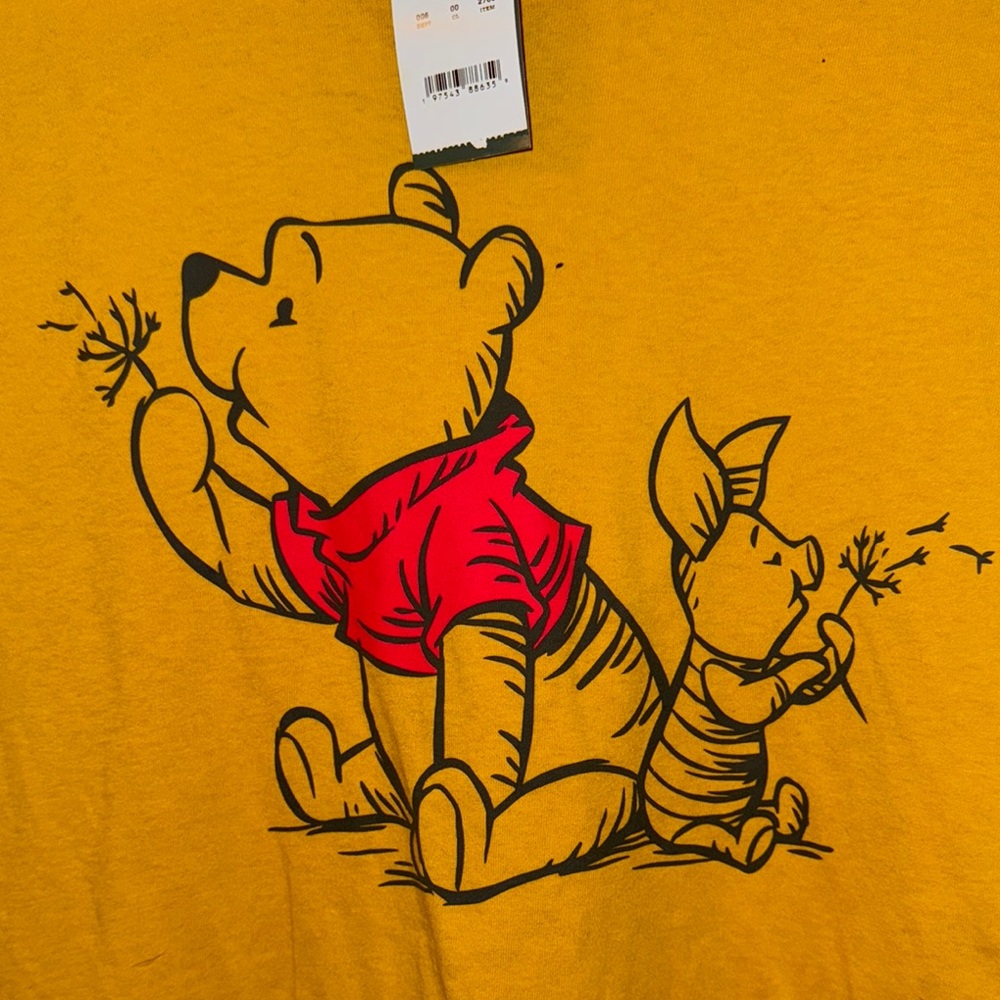 NWT Disney Pooh tee